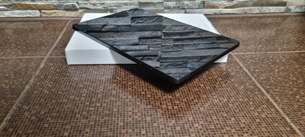 Vând tableta samsung galaxy tab a9 plus