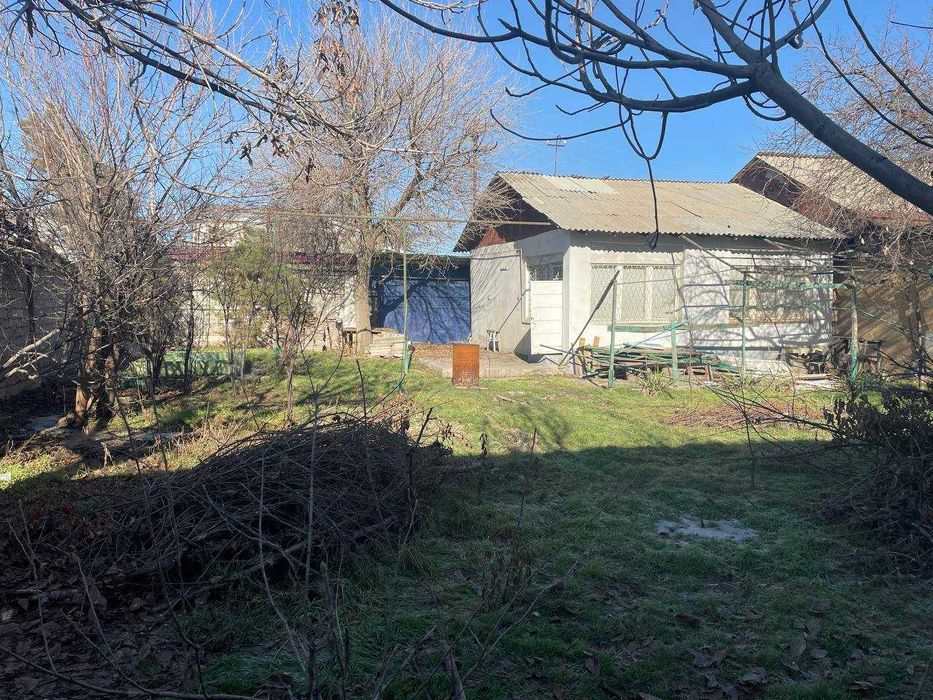 Продаётся участок с домом 6 соток