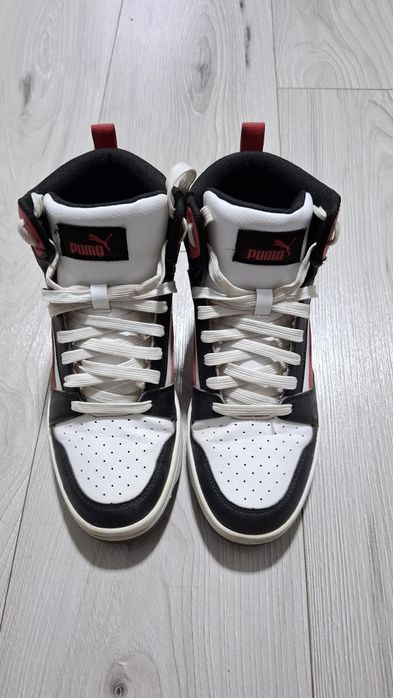 Vând adidasi Puma