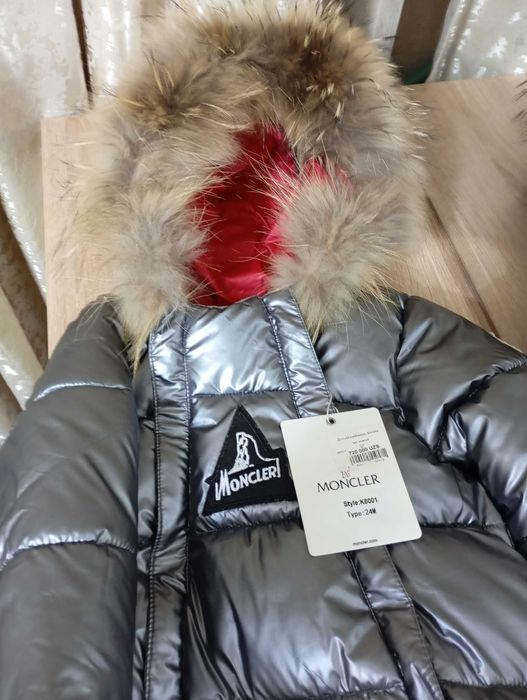 Комбинезон детский утеплённый зимний от фирмы Moncler новый с биркой