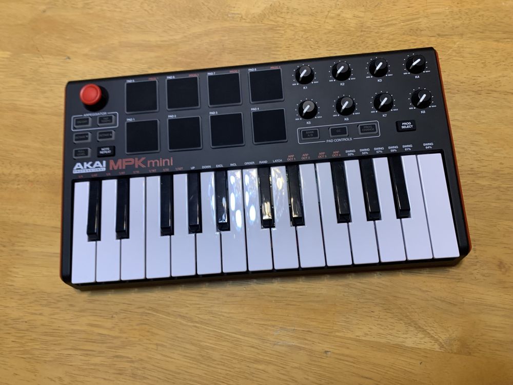 AKAI MPK MINI Миди Клавиатура Практический новый