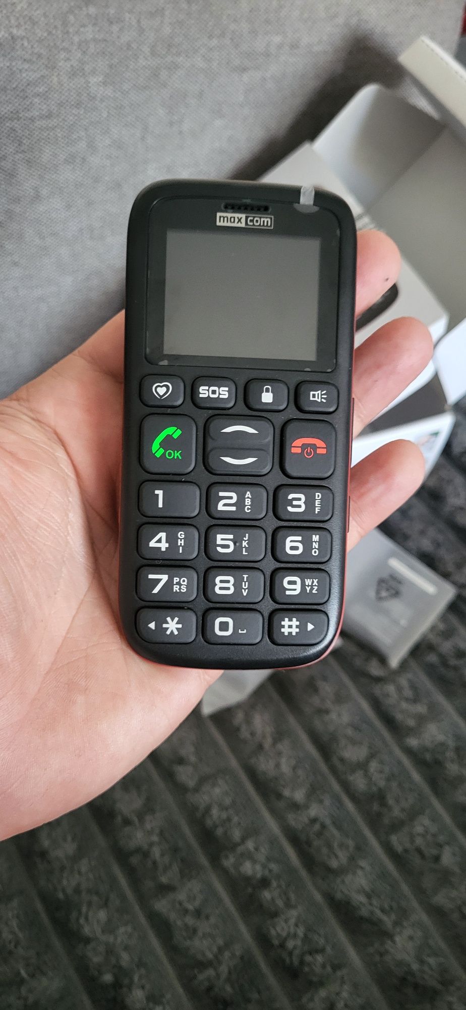 Telefon butoane mari