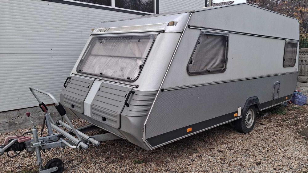 RULOTA KIP 48 T , două spații de dormit