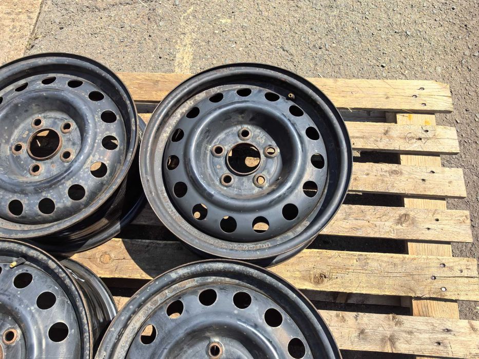 15 цола 5 х 114,3 мм Хюндай И30 / КИЯ Сийд - 6 Инча / ЕТ 46