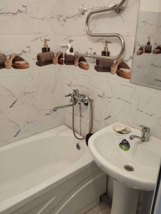 Срочно Продаю 1/5/5 кв на карасу-6