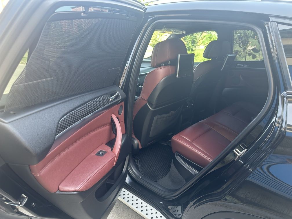 BMW X6 2012 год Отличном состоянии