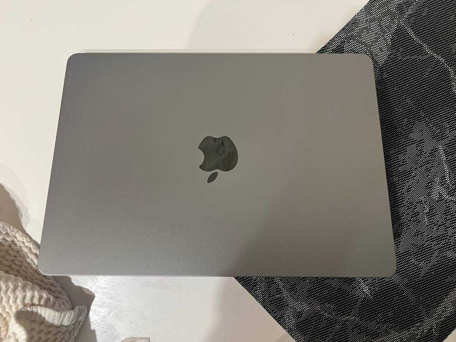 MacBook Air 13 на M2 c гарантией