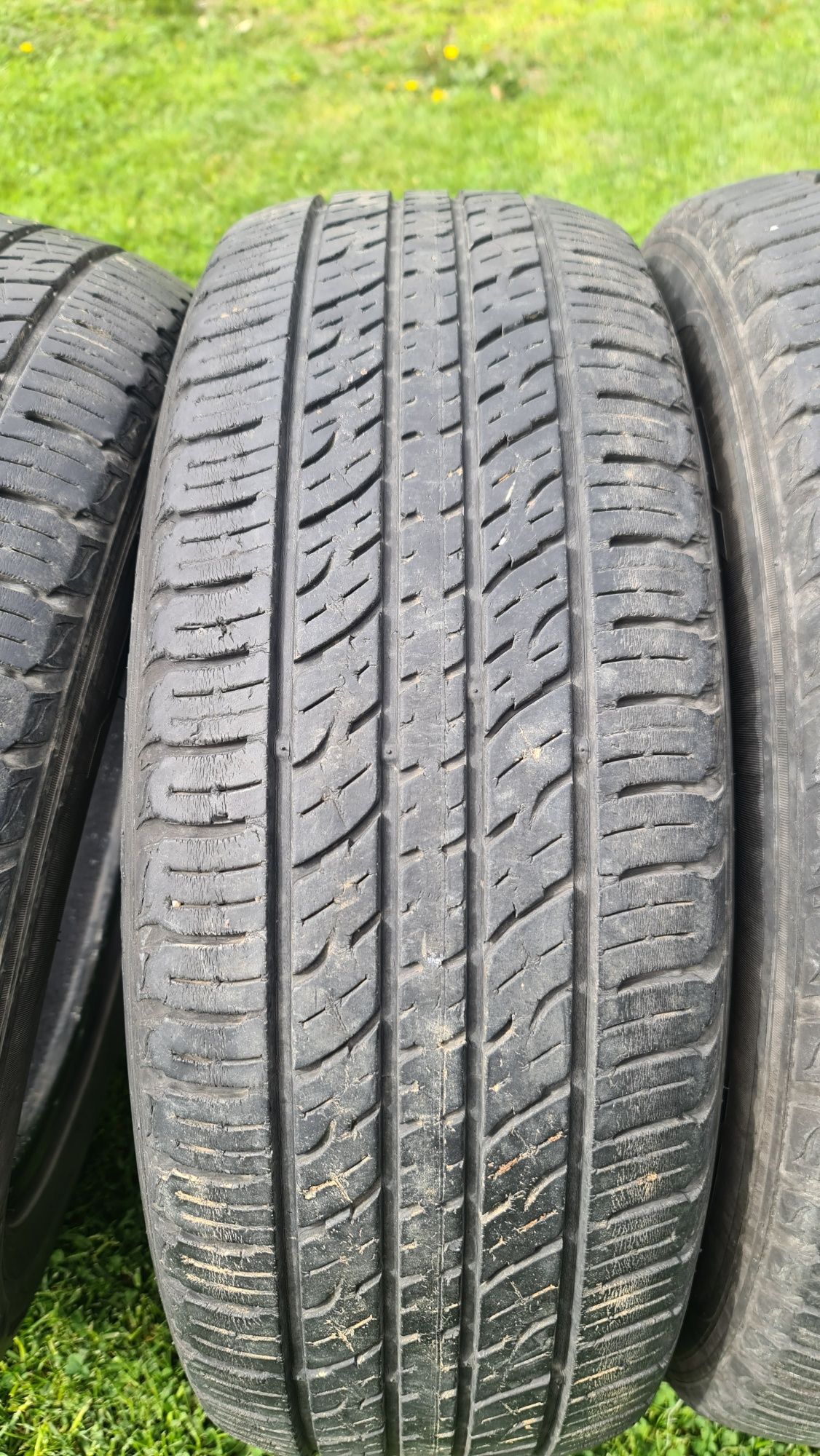 Летни гуми Kumho Crugen premium 225/65R17 102v SUV