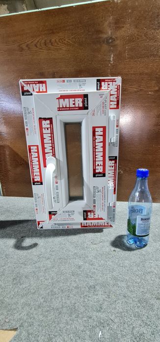 Geam termopan mic 28x47 sau 40x40 profil alb sau maro