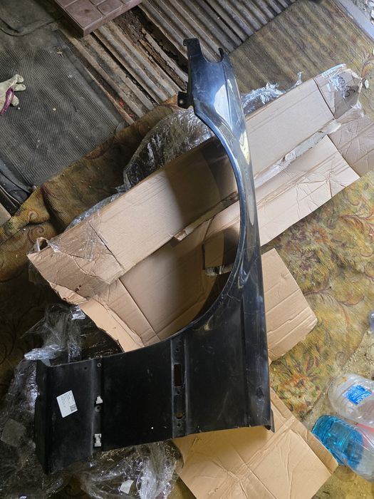 Продам  крыло левое рест е38 БМВ