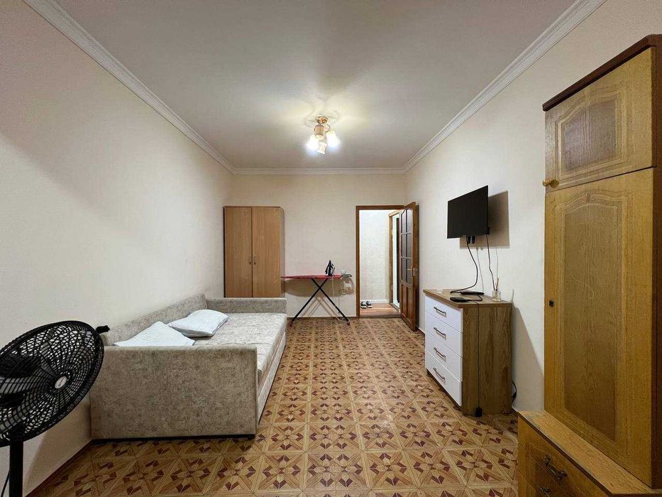 Ташсельмаш парк Ашхабад 1/1/4 с огородом и отдельным входом