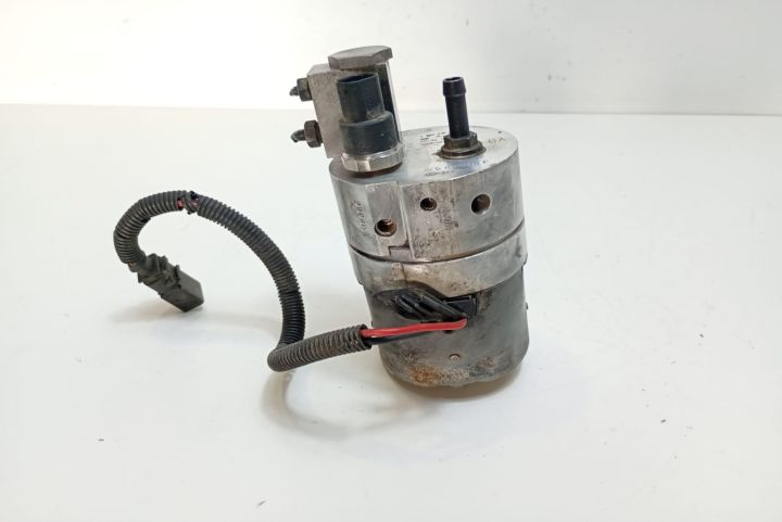 Pompa ABS Unitate control  8E0614175F Volkswagen VW Passat B5.5 (face