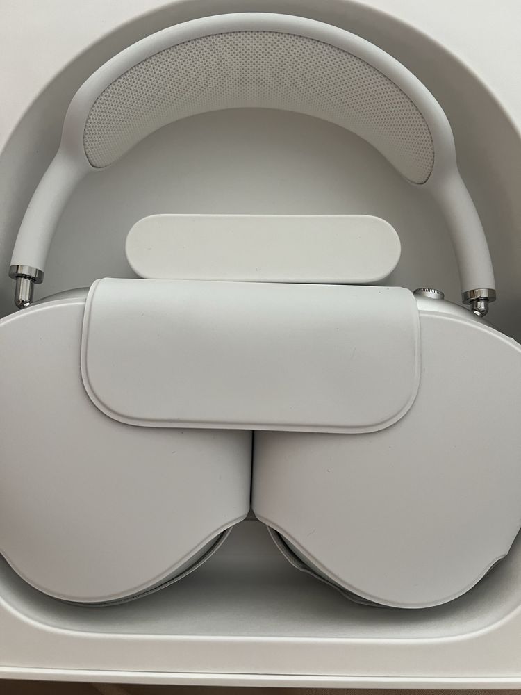 AirPods Max - безжички слушалки