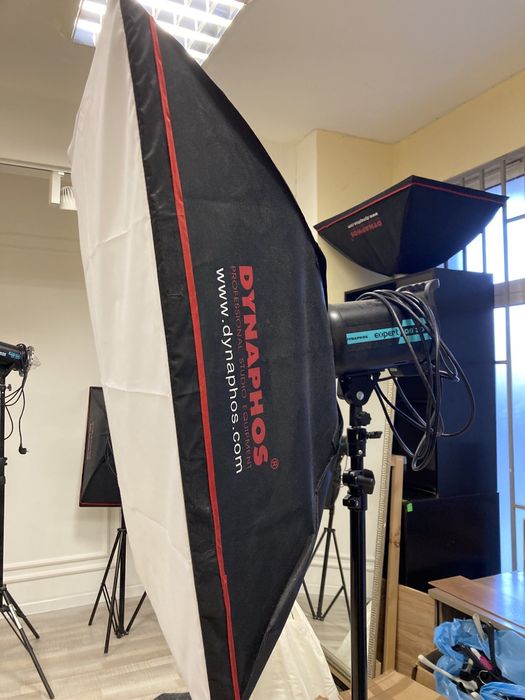 Оборудване за фото студио и фотоапарат