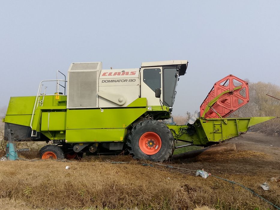 Claas daminator 130
