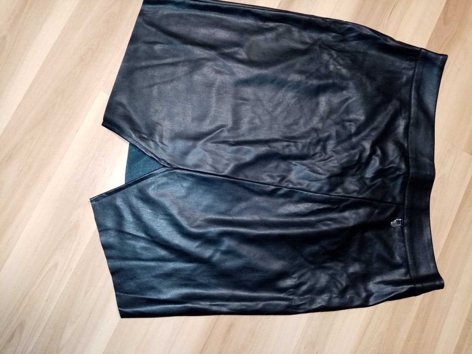 Sacou, fusta, pantofi