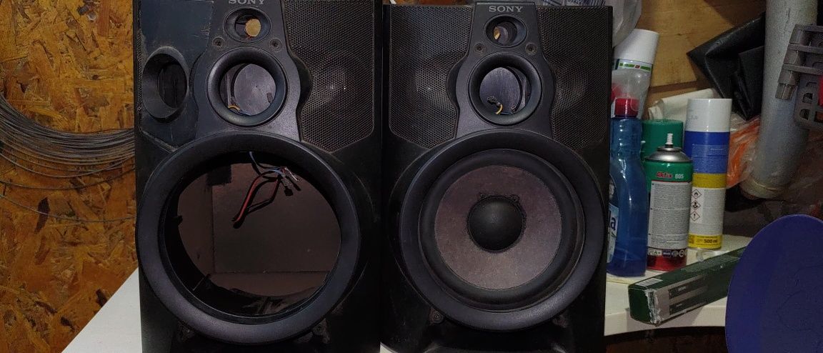 Продавам тонколони Sony SS L90V
