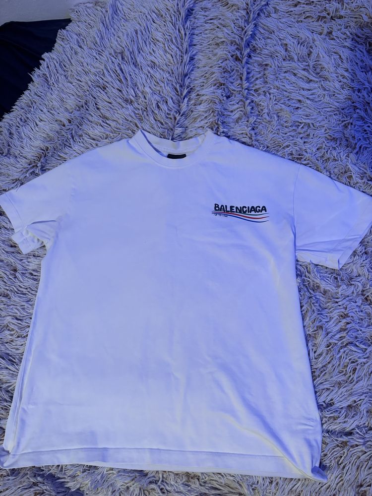 Тениска Balenciaga