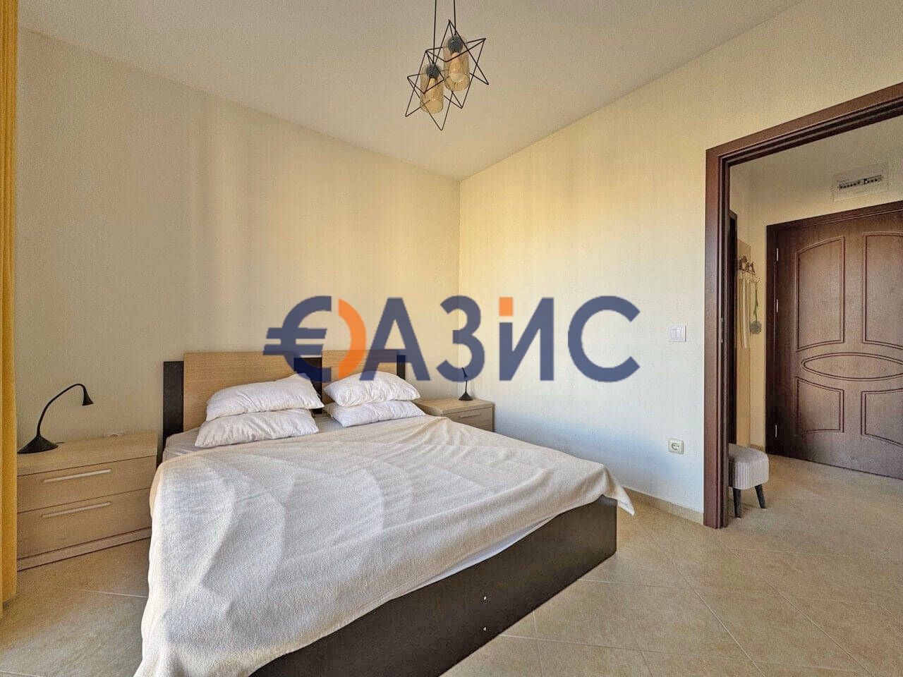 Продава се Двустаен апартамент в к.к. Слънчев бряг - 47 кв.м за 1809 €/кв.м - Снимка #6