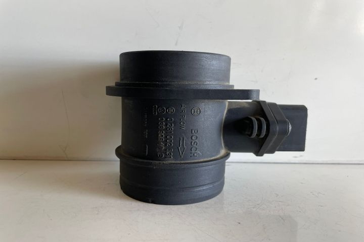 Debitmetru aer  0281002531 Volkswagen VW Golf a 4-a generatie