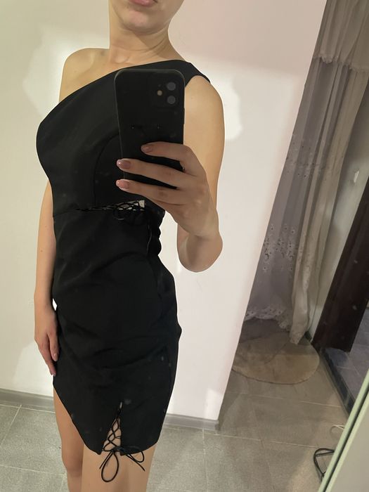 Официална елегантна черна рокля