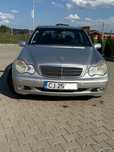 Vând Mercedes C-class