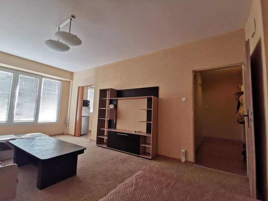 Дава се под наем Едностаен апартамент в София, Люлин 4 - 50 кв.м за 325 € - Снимка #3