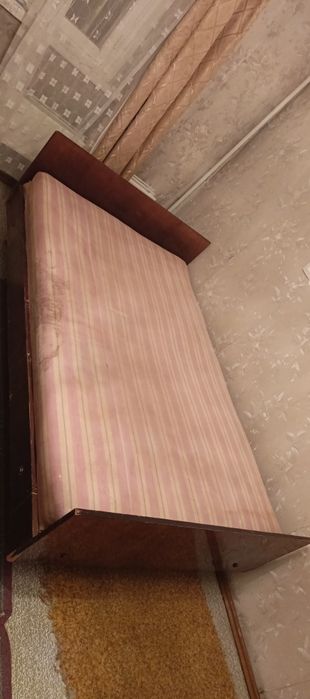 Кровать двуспальная