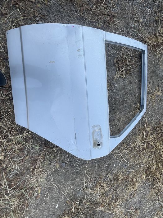 Задняя дверь Приора