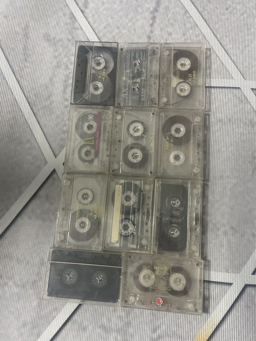 касеты магнитофонные