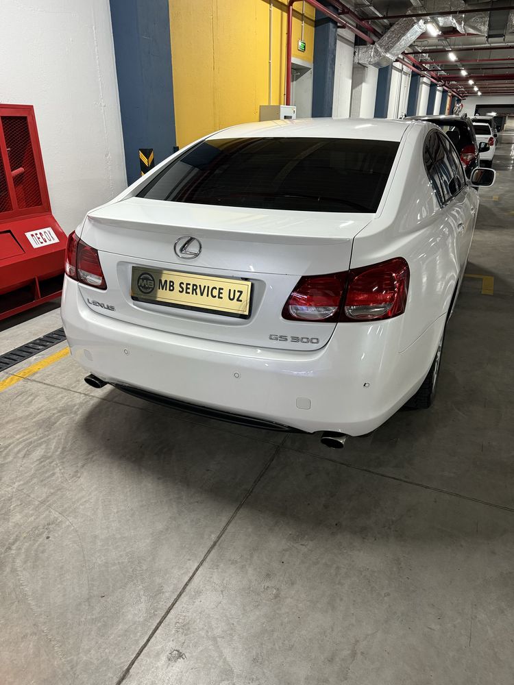 Lexus GS 300 Jemchuk