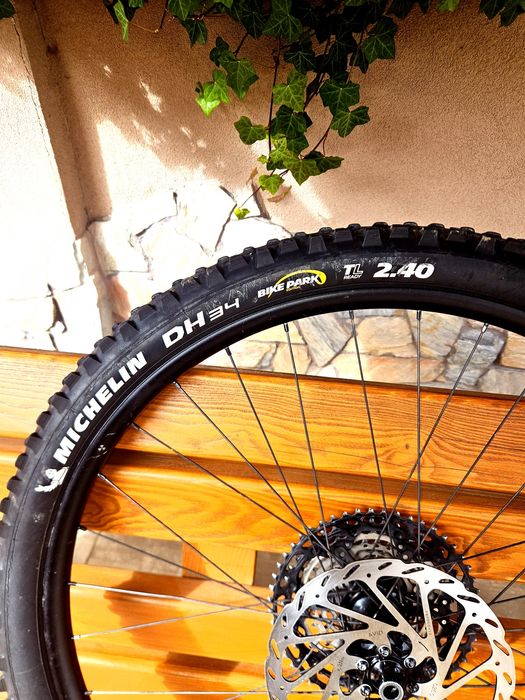 Set roti microspline xd