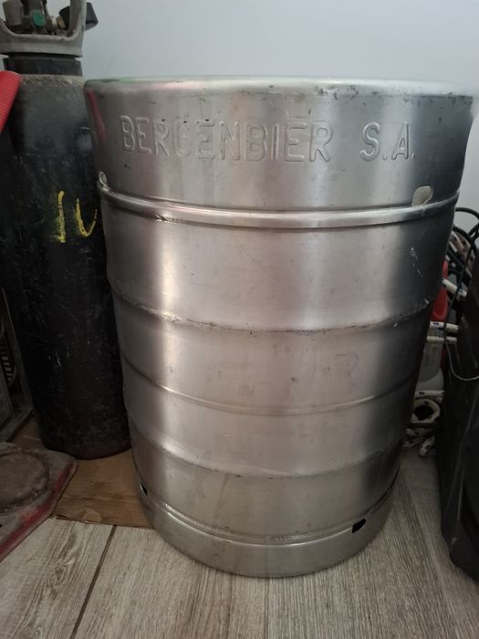 Vând butoi bere Bergenbier