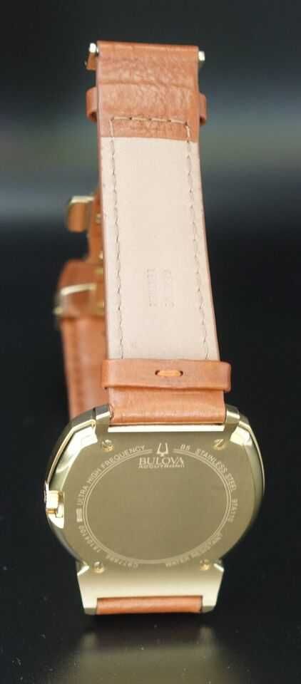 Bulova Accutron II Spaceview (97A110) часовник