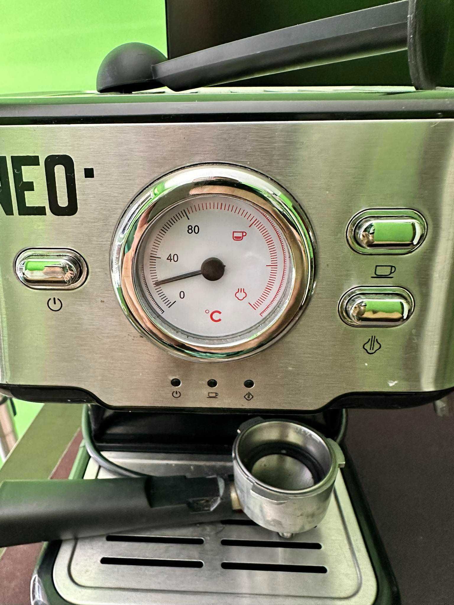 Професионална кафе машина NEO ES-5403