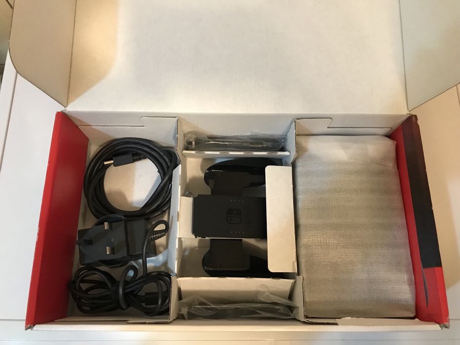 Nintendo switch+3 игры
