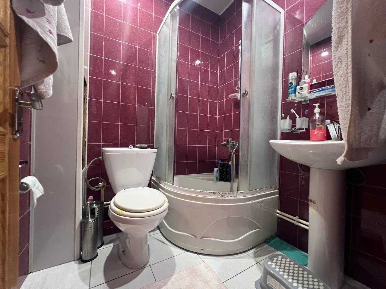 Шайхантахур, ресторан Висол, 4/1/4 кирпич, банковская 180 м² =