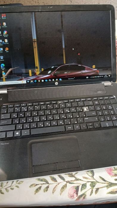 Noutbuk HP Pavillion