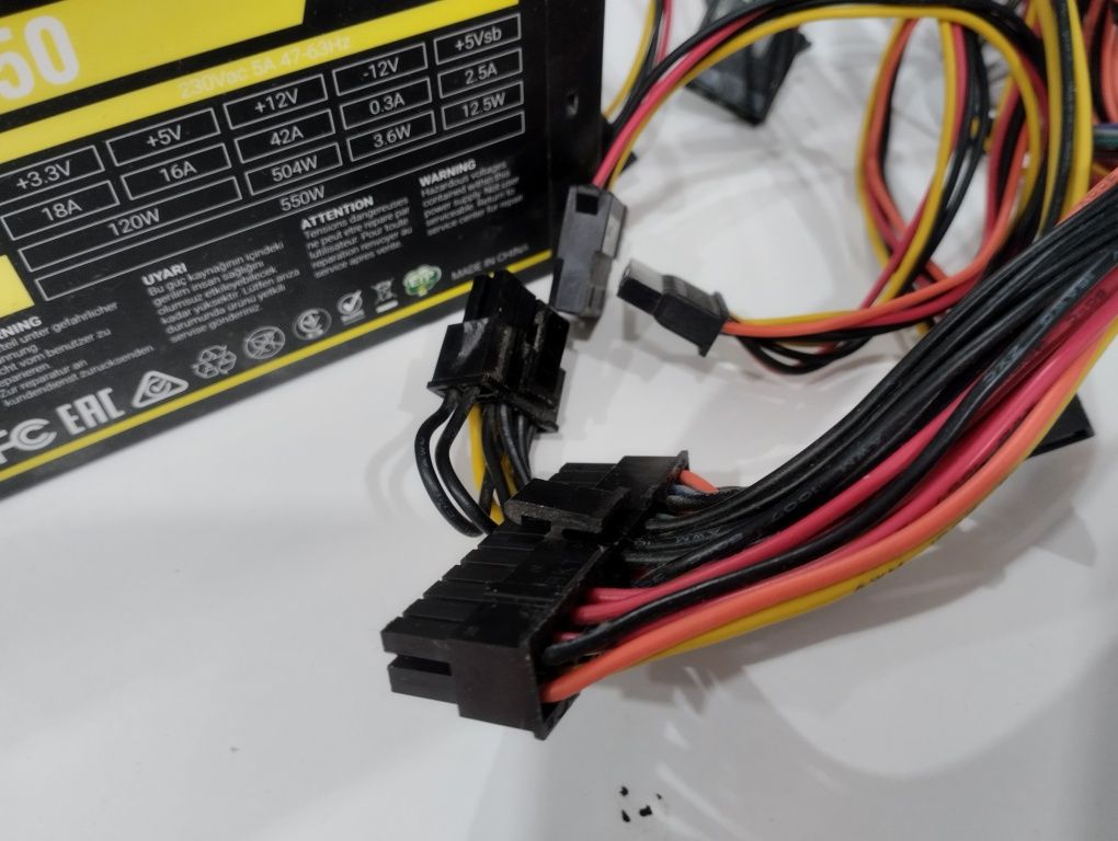 Продам два hdd, блоки питания, 300 и 400 вт