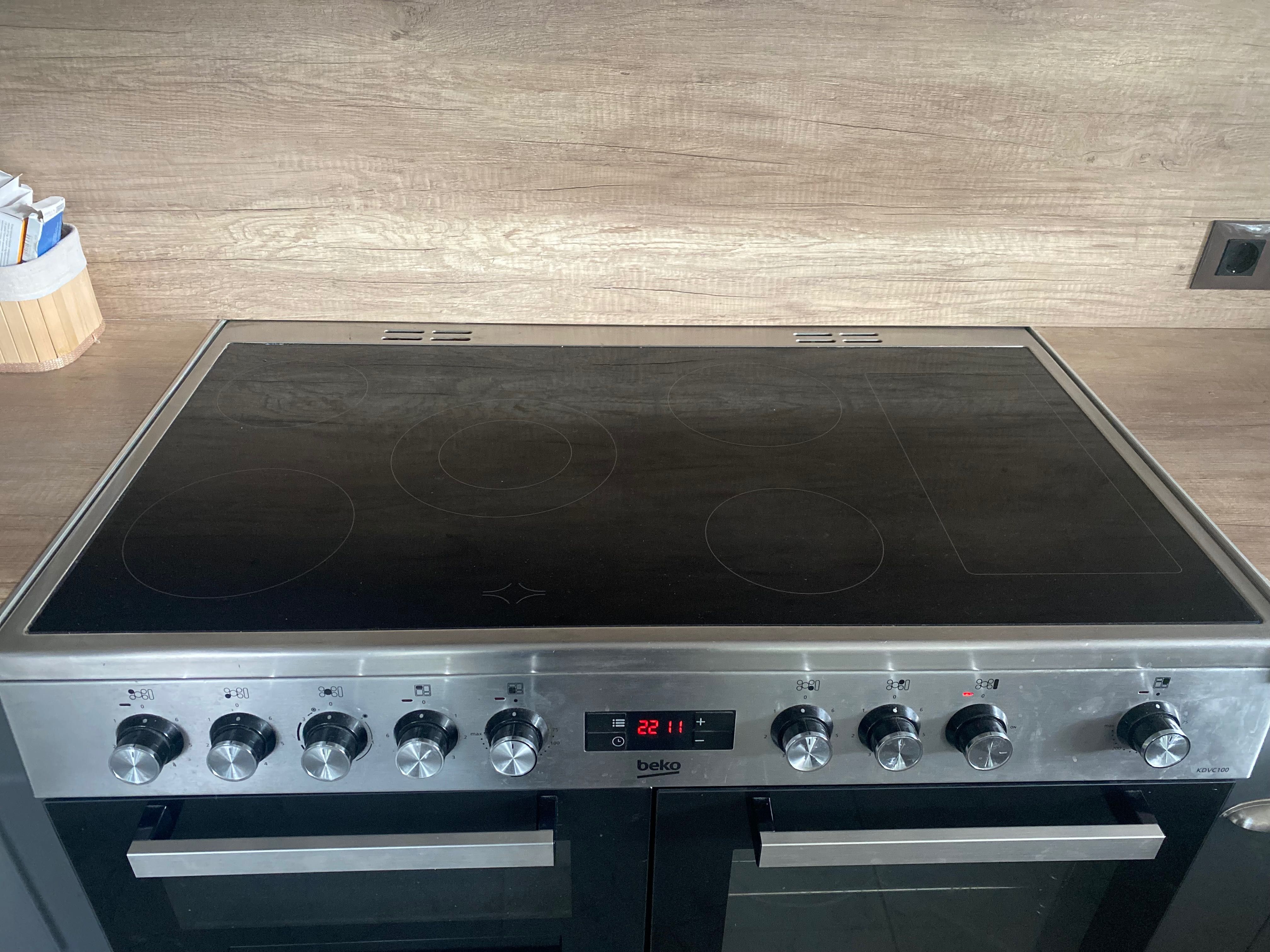 БЕКО Beko KDVC100X готварска печка 100см с 2 фурни и грил и 5 ел котл.