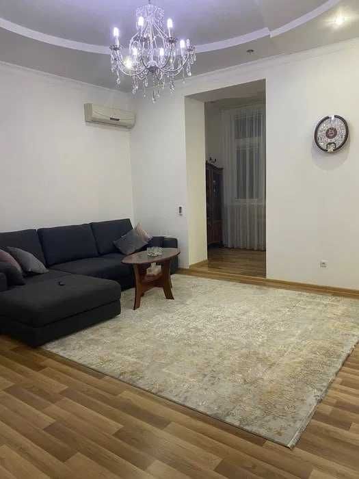 R10 Сдаётся УЮТНАЯ квартира 2/2/9 на Яккасарайский ор-р Кушбеги!