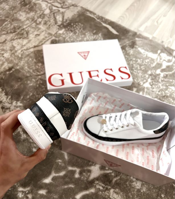 Adidasi Guess Eleganti