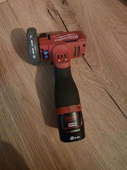 Milwaukee M12 FCOT-0 multifunctionala mini flex cu 3 acumulatori