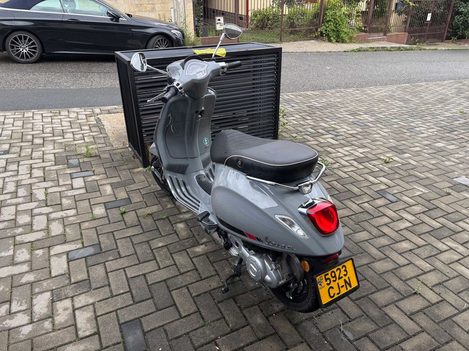 De vanzare Vespa Sprint, 50cm3, stare foarte buna de functionare