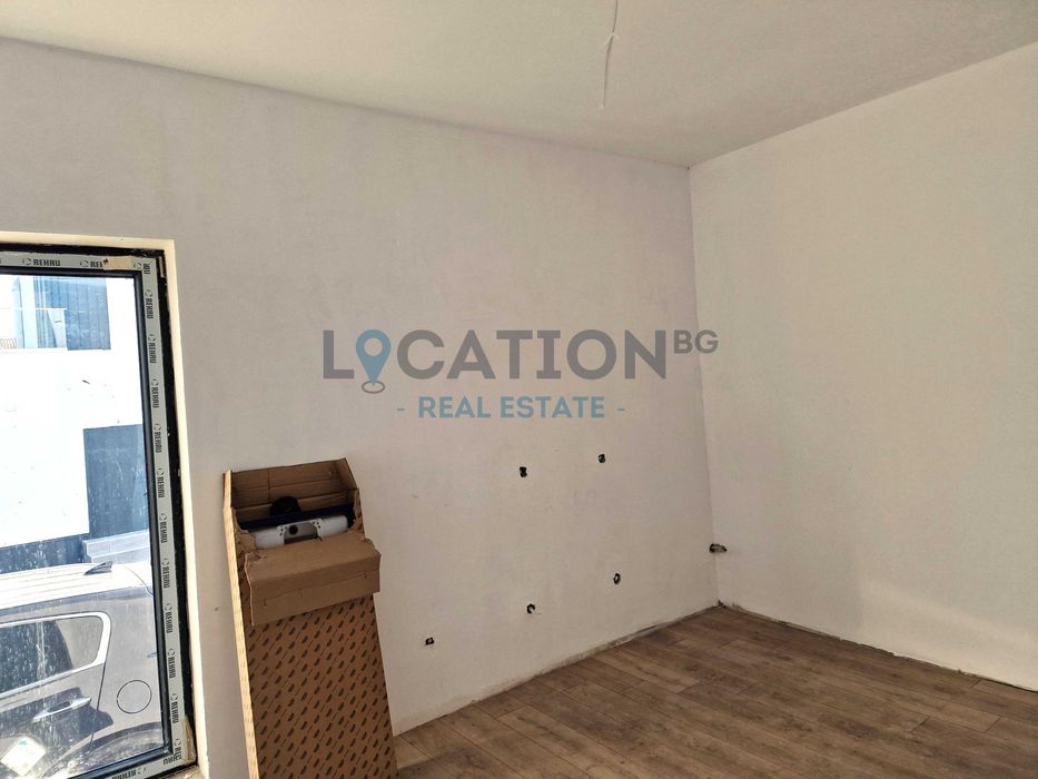 Продава се Тристаен апартамент в Варна, м-т Траката - 117 кв.м за 1582 €/кв.м - Снимка #4