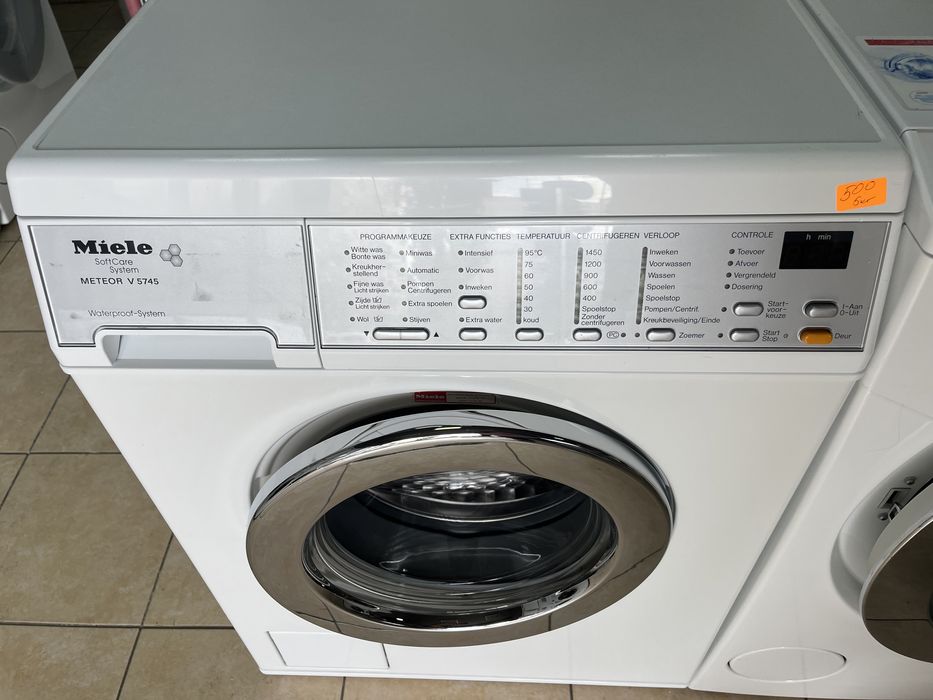 Miele Softtronic W 5745 капацитет 5 кг/24 мес гаранция