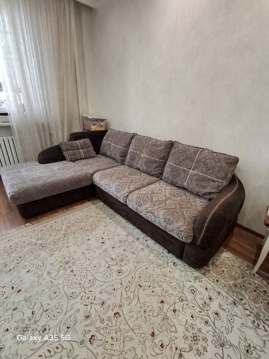 Диван в гостиную