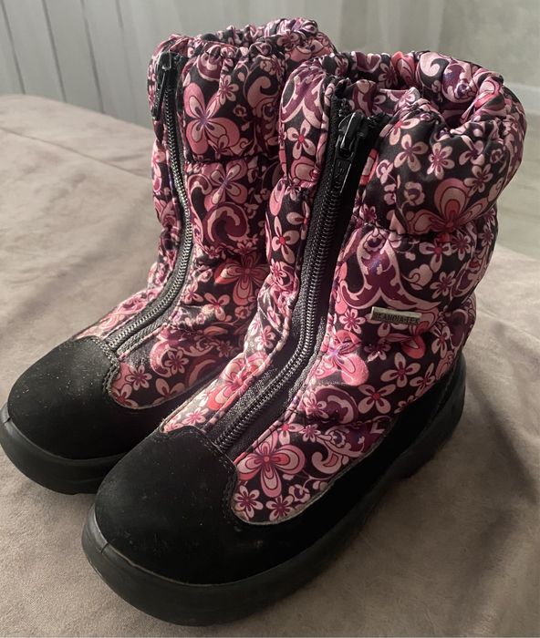 Продам детские зимние сапожки 27 размер