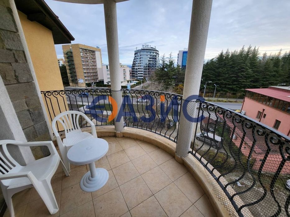 Продава се Двустаен апартамент в к.к. Слънчев бряг - 55 кв.м за 1271 €/кв.м - Снимка #8