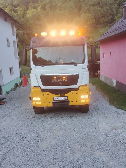 MAN 6X6 Bascula cu macara